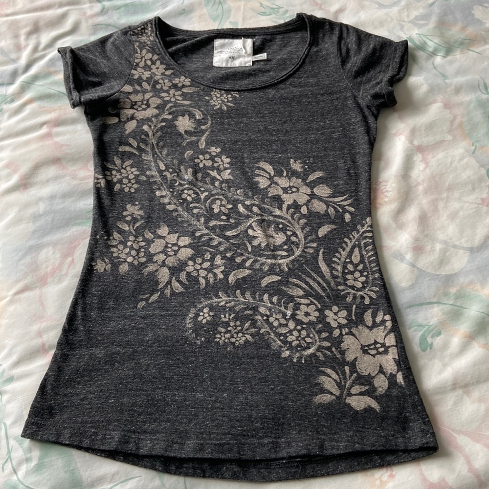 Sequined t-shirt